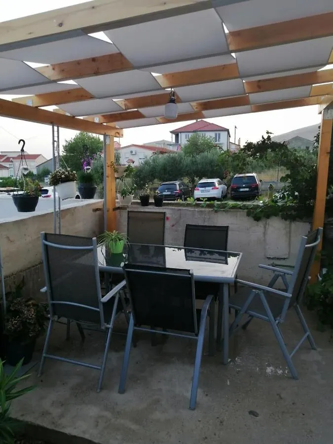 Apartment Apartmani Lastro Trogir