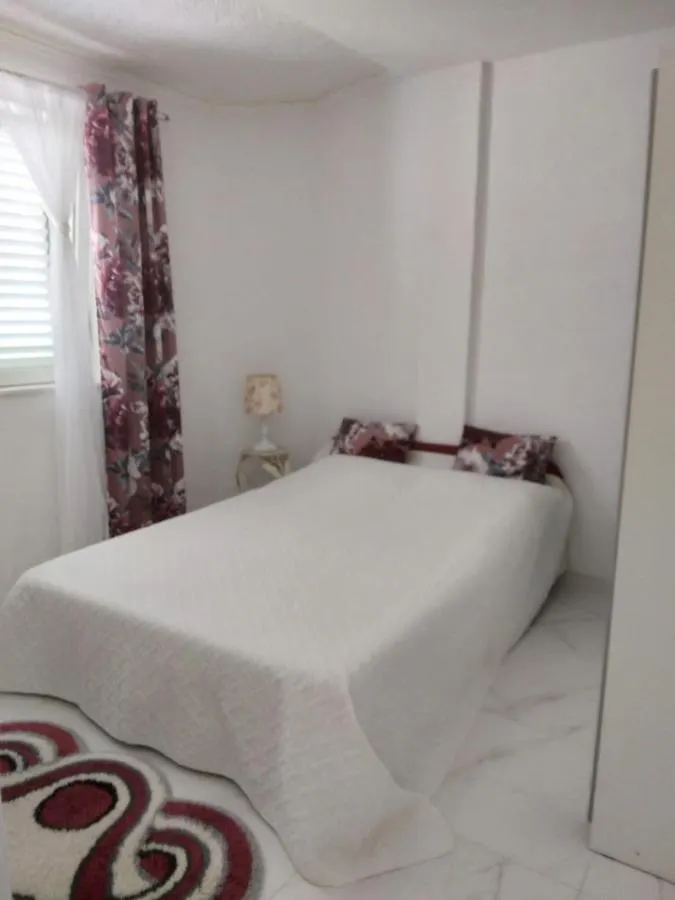 아파트 Apartmani Lastro 트로기르